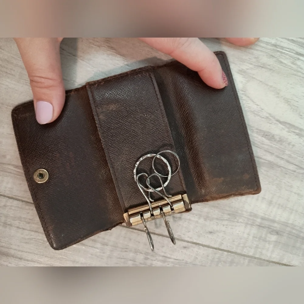 louis vuitton damier eben key card holder